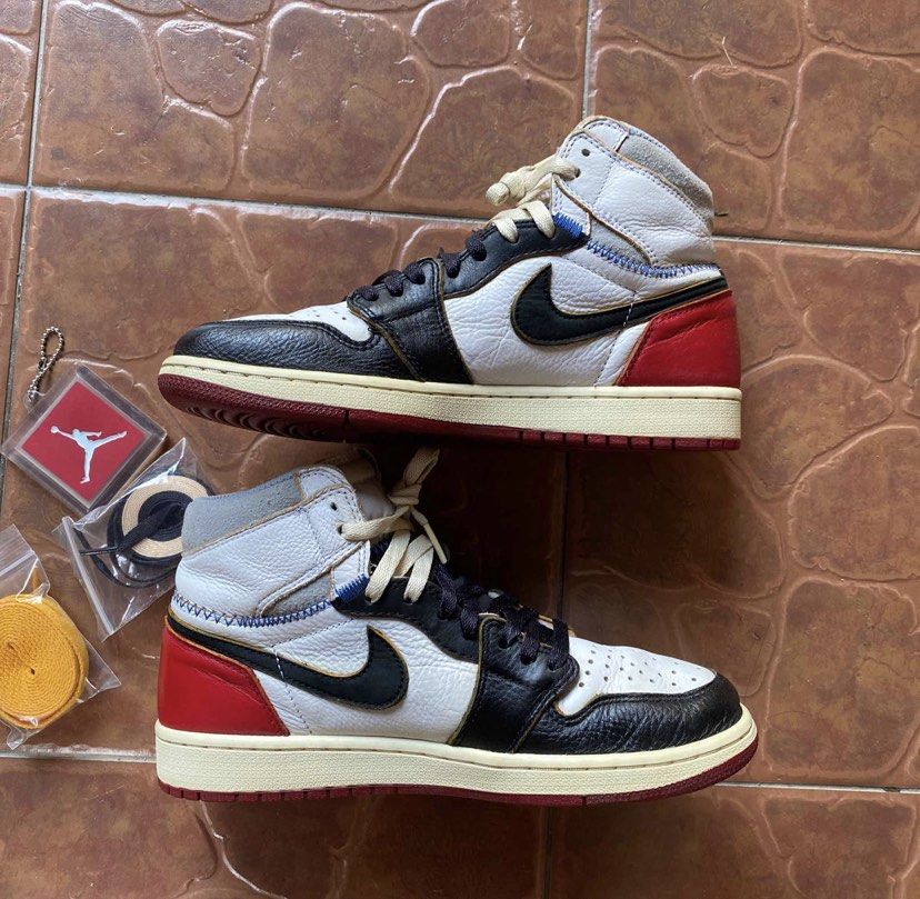 Jordan 1 black toe 2018 hot sale