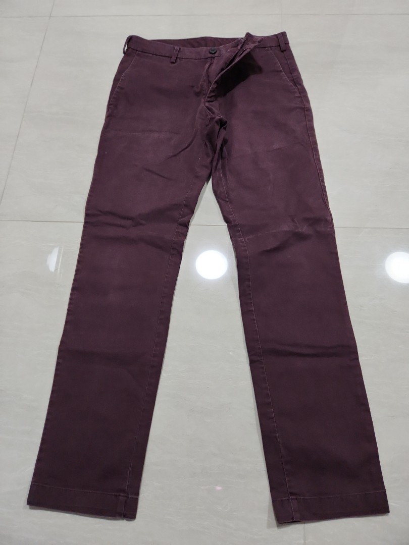 Uniqlo chinos, Men's Fashion, Bottoms, Chinos on Carousell