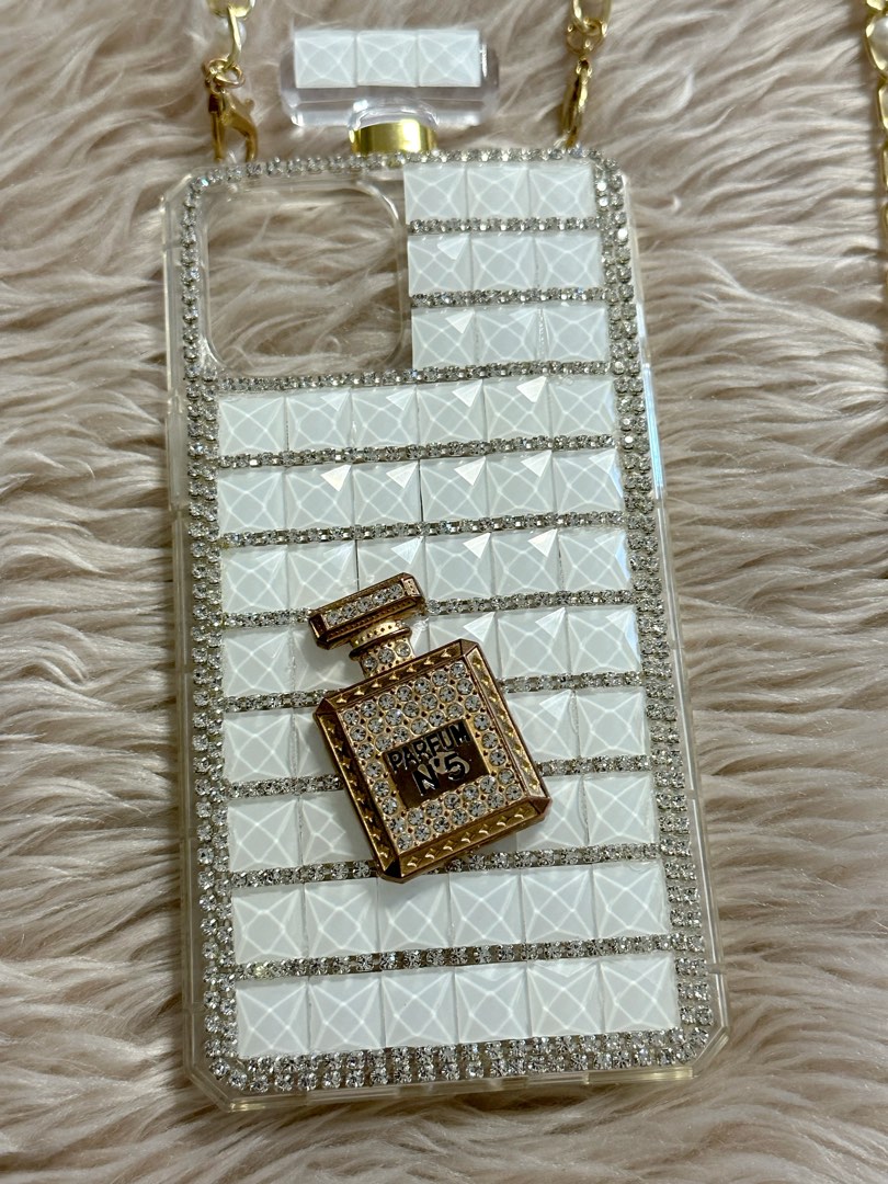 Used casing for Iphone 12 pro max with sling Bought @650 now 299 on ...