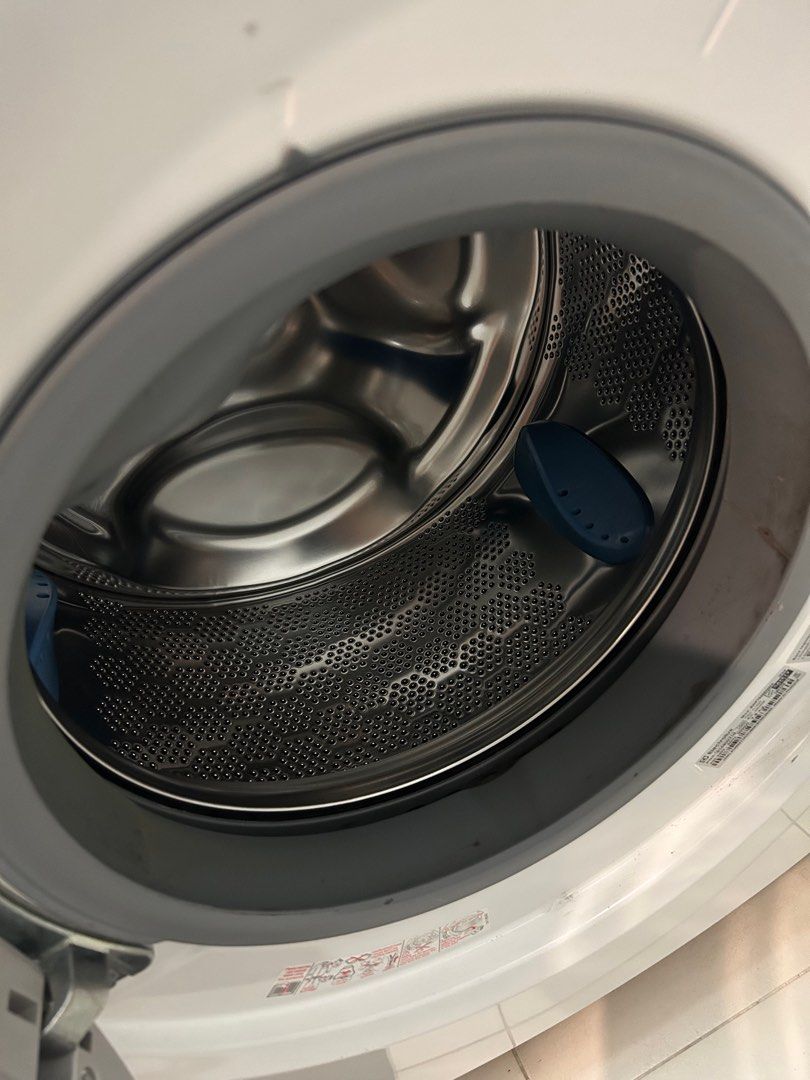 Used Electrolux washing machine in very good condition, TV & Home