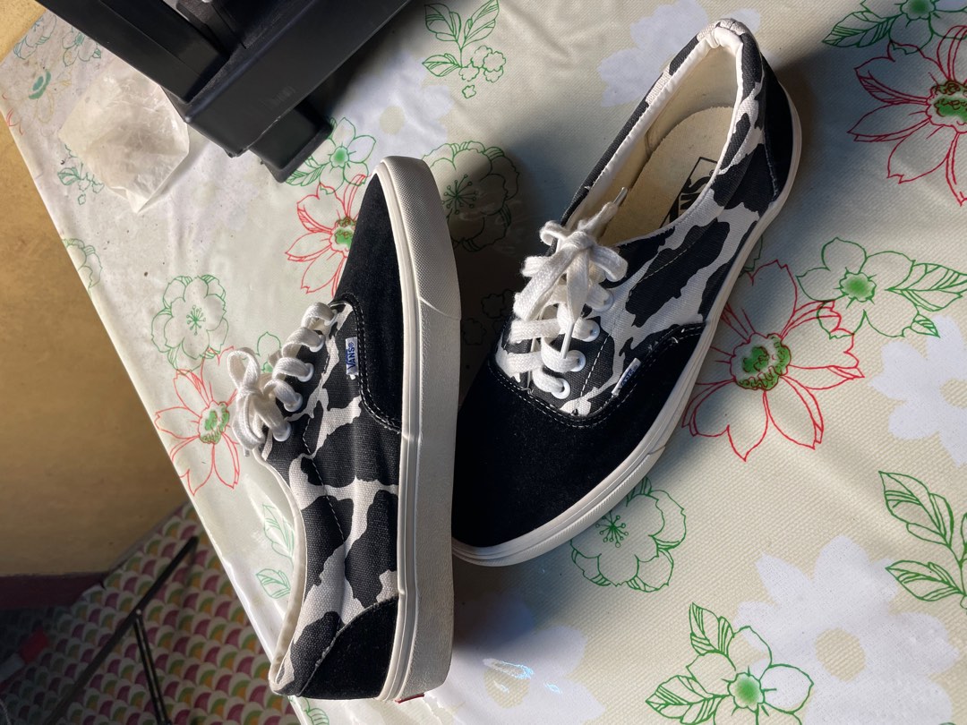 Vans vault hot sale cow