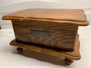 Vintage Wooden Musicale and Jewelry Box | Organizer Ring Storage Musical Box