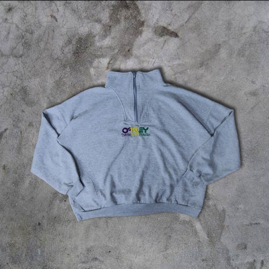 VTG OAKLEY QUARTER ZIP PULLOVER Men s Fashion Activewear on