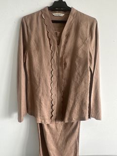 (Category: ) located in . Submitted by ie.preloved (Listing ID 1231451524, Image 1). Description: .