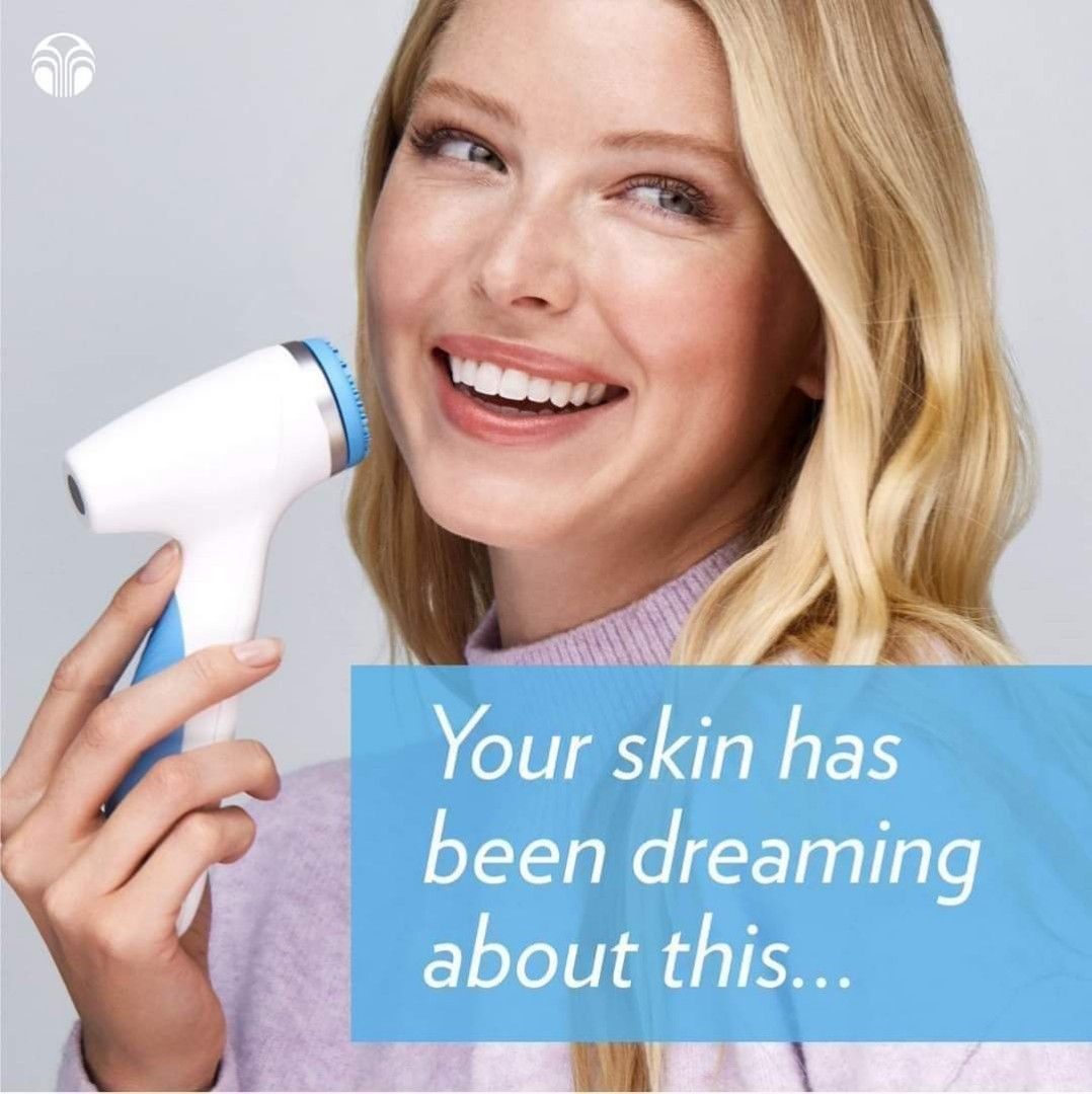 World's 1 face cleansing device with 7 proven skin benefits (instant