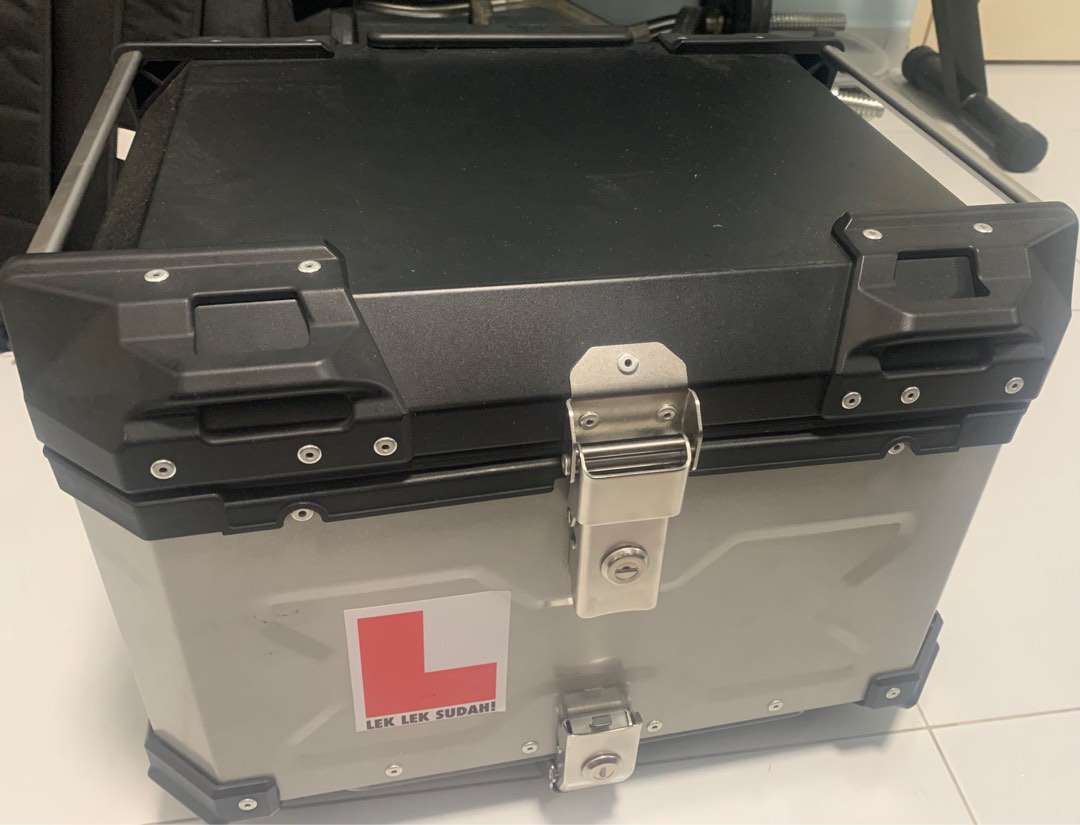 Xmax Box + rack, Motorcycles, Motorcycle Accessories on Carousell