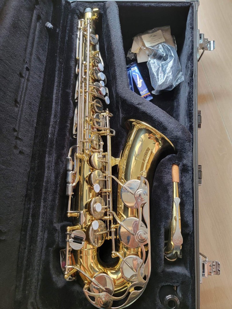 Yamaha Alto Saxophone YAS23, Hobbies & Toys, Music & Media, Musical ...