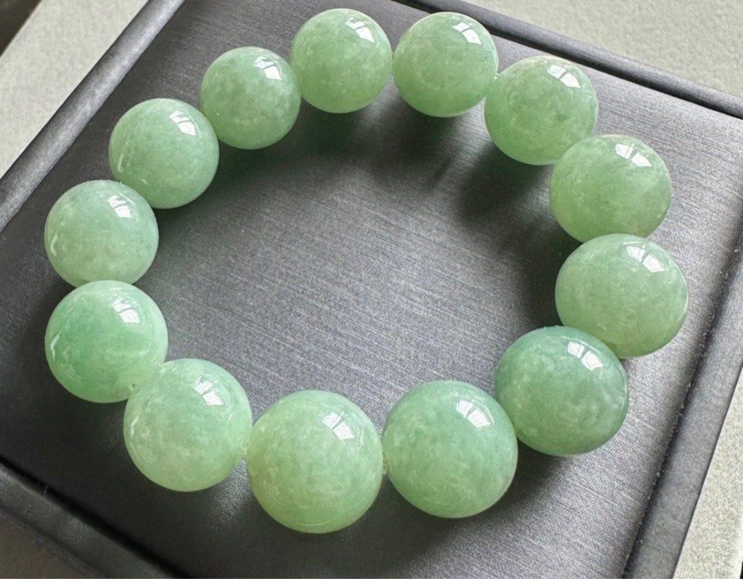 13mm大珠翡翠玉冰豆青手串手珠手鍊jade bracelet, 女裝, 飾物及配件