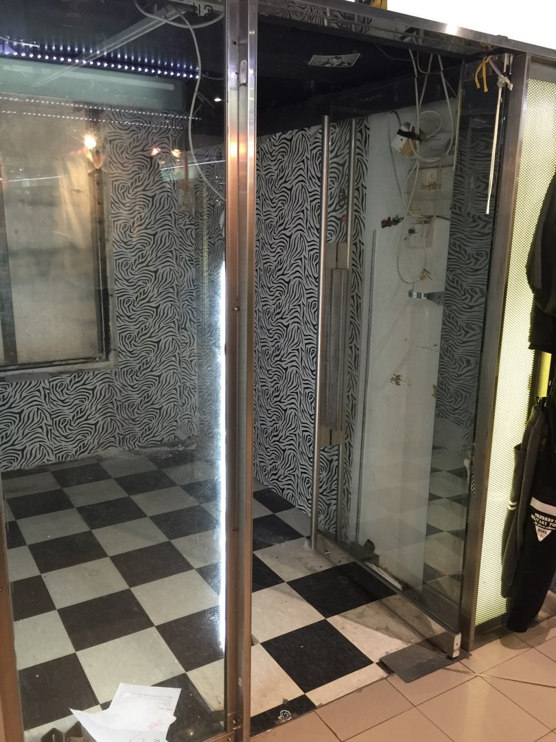 Urgent sale of a Mong Kok mall shop by an immigrant63438461907713111