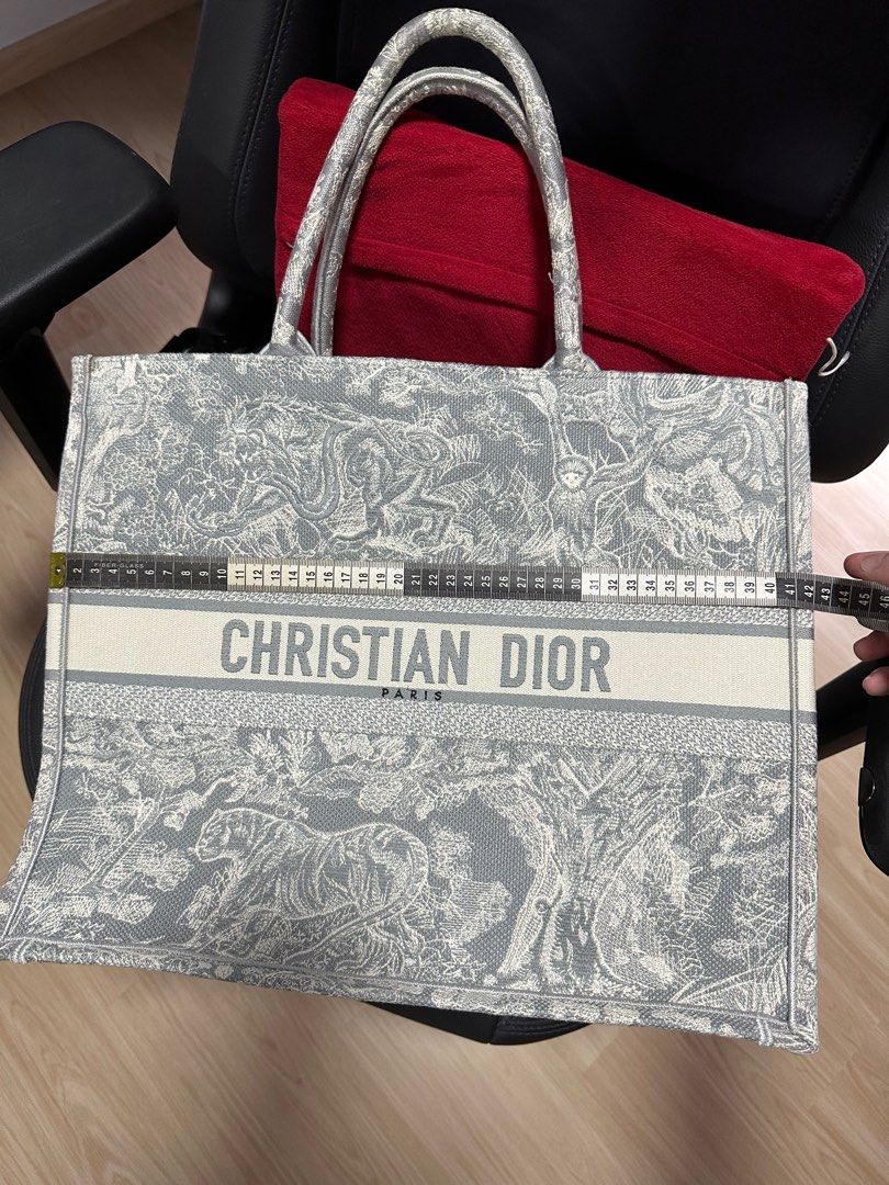 Large Dior Book Tote Ecru and Blue Dior Oblique Embroidery (42 x 35 x 18.5  cm)