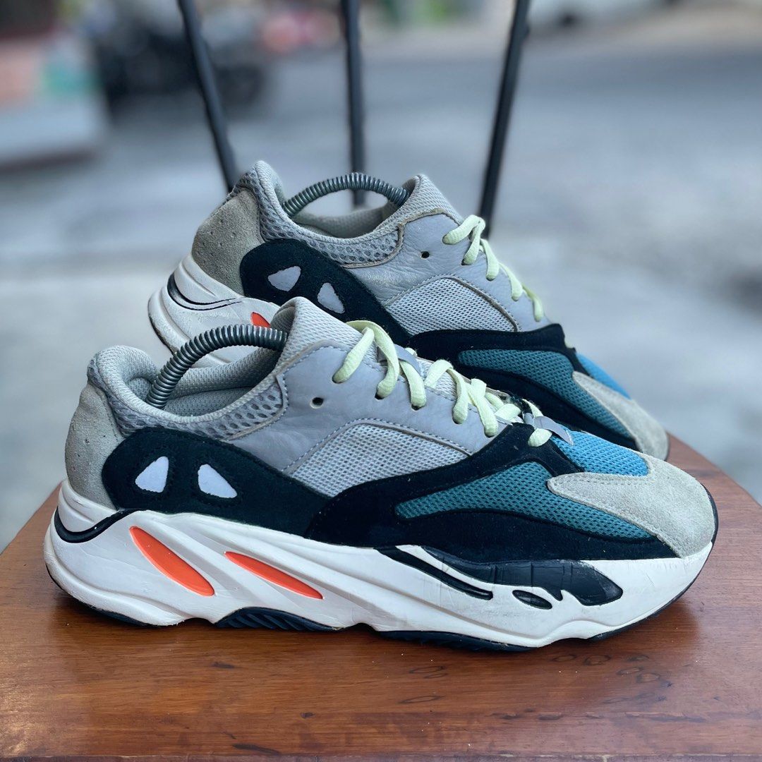 Adidas Yeezy Boost 700 Wave Runner Solid Grey