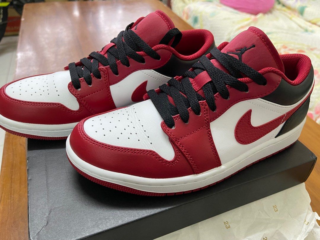 Air Jordan 1 Low White/ Gym Red Black, Men's Fashion, Footwear