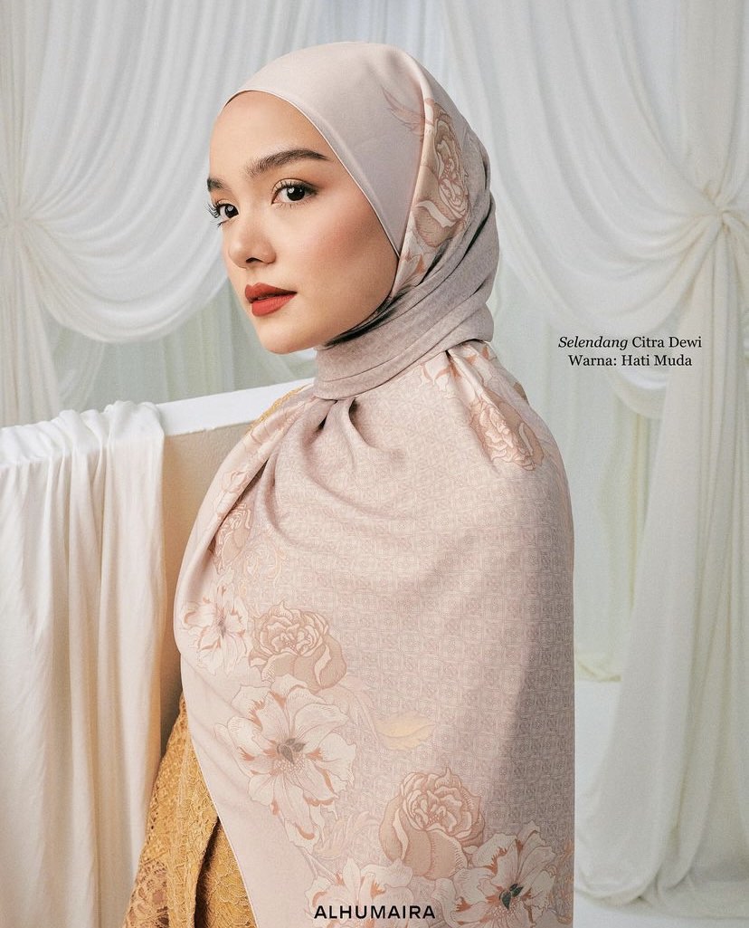 shawl alhumaira