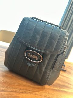 (Category: ) located in . Submitted by debbiemypreloved (Listing ID 1231604524, Image 1). Description: .