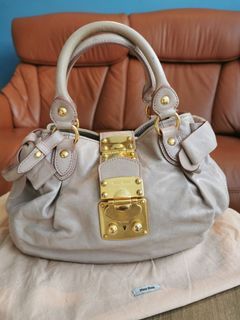 MIU MIU VITELLO LUX MEDIUM BOW BAG, Women's Fashion, Bags & Wallets, Purses  & Pouches on Carousell