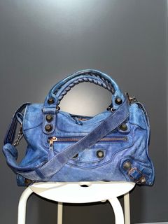 (Category: ) located in . Submitted by thriftmecloset (Listing ID 1231751205, Image 1). Description: .