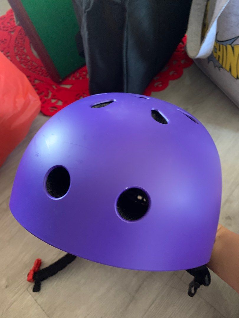 Bike or Skate helmut, Sports Equipment, PMDs, EScooters & EBikes, E