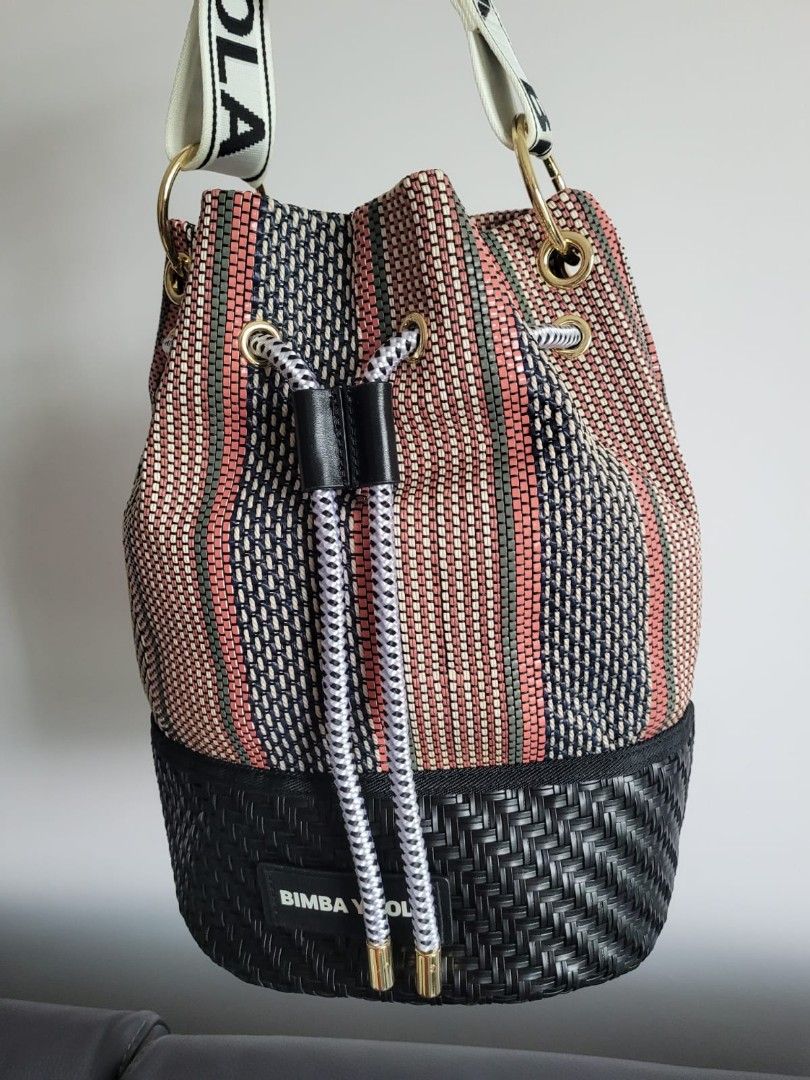 Bimba Y Lola Bucket Bag, shoulder bag, Women's Fashion, Bags u0026 Wallets,  Cross-body Bags on Carousell