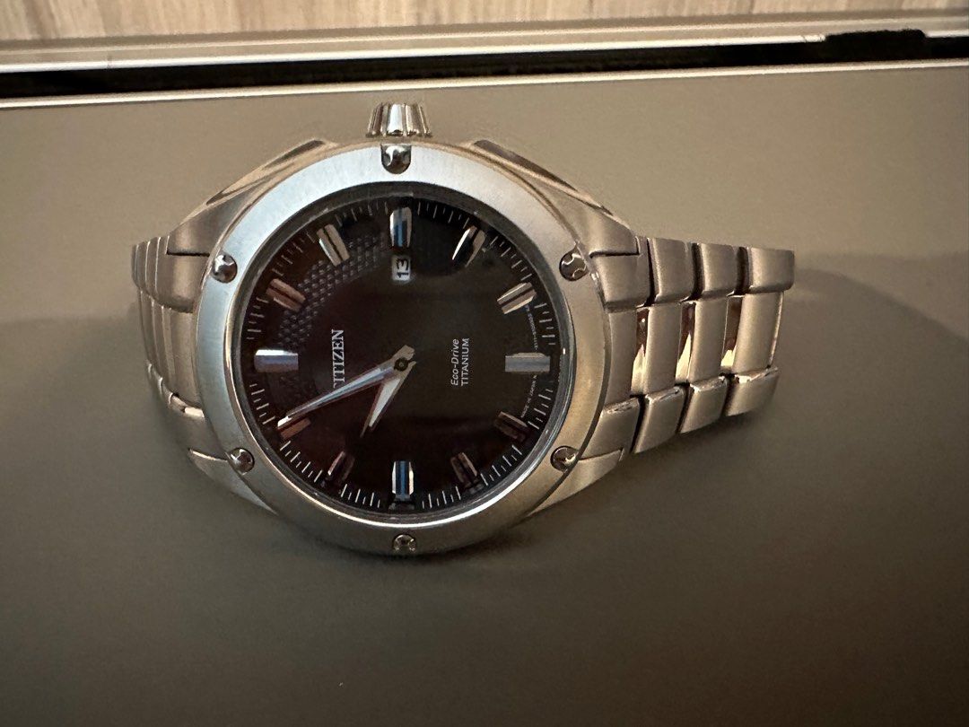 CITIZEN Eco Drive TITANIUM E111 S075319 Date Watch