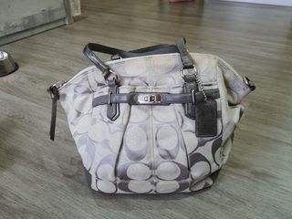 Coach chelsea ashlyn signiture bag