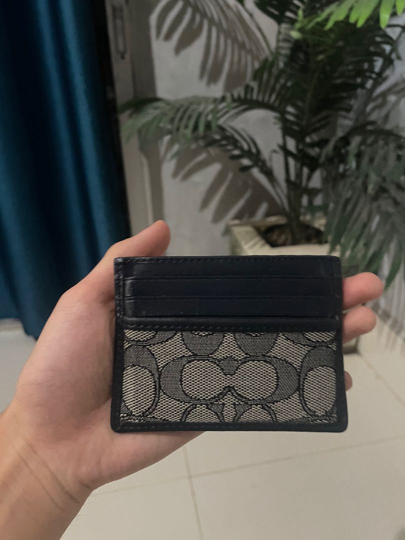 Coach cardholder top