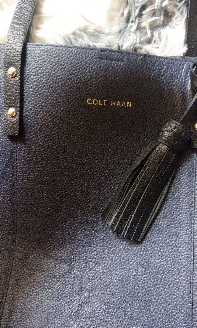 Cole haan bayleen tote top