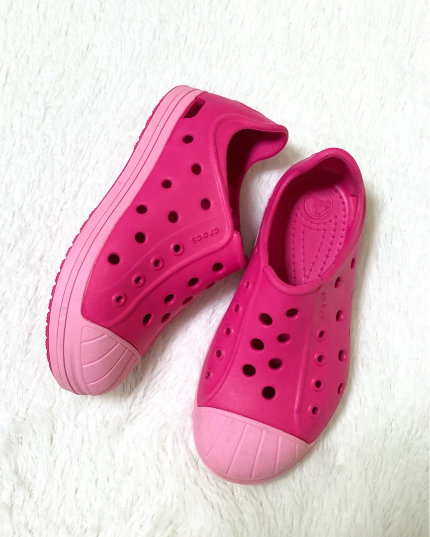 Crocs pink shoes on Carousell