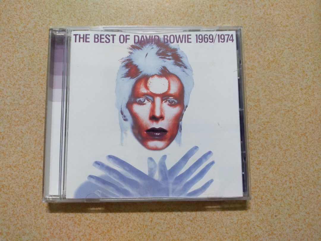 David Bowie - The best of David Bowie 1969/1974, Hobbies & Toys, Music ...