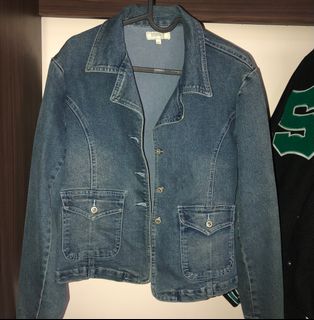 (Category: ) located in . Submitted by natesold (Listing ID 1231654595, Image 1). Description: .