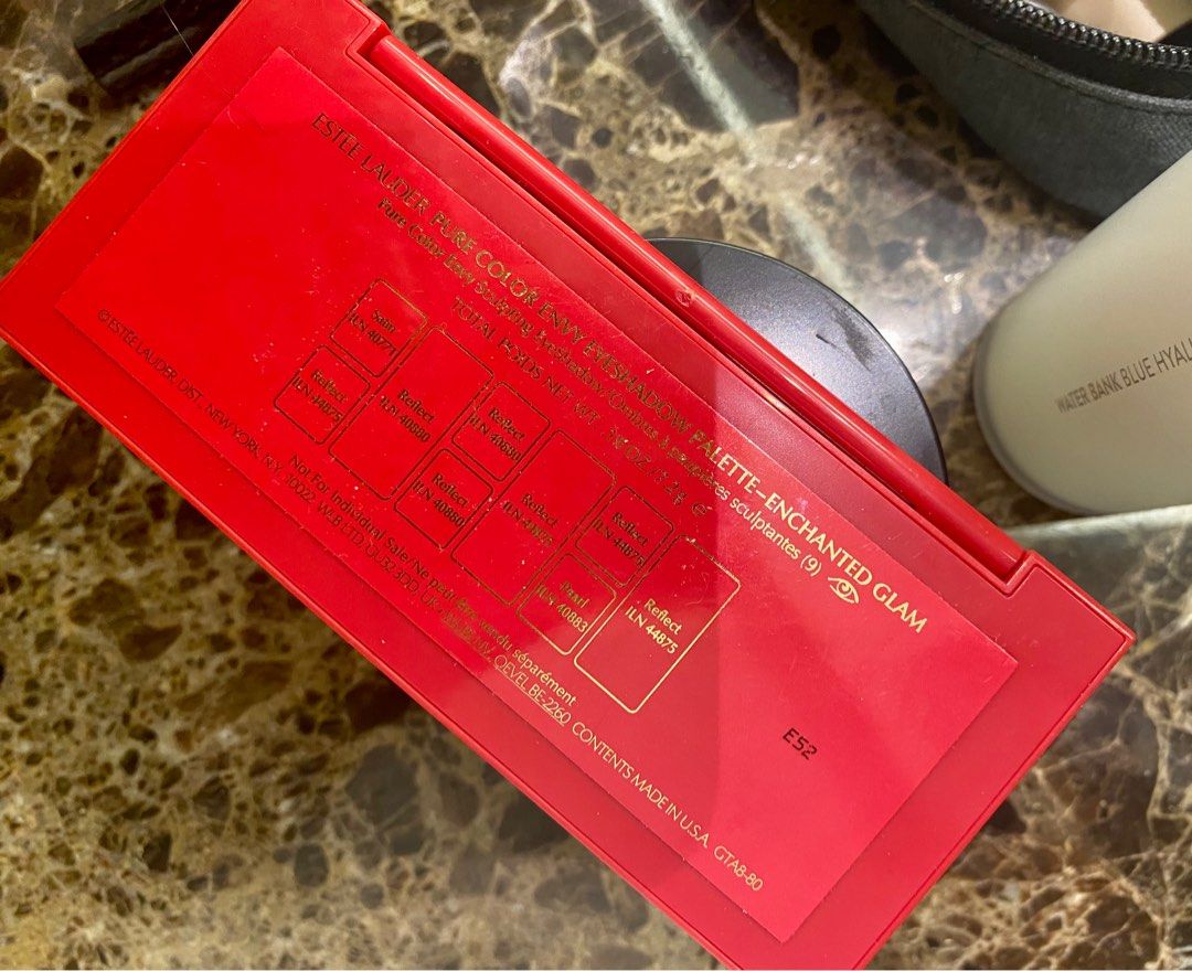Estee Lauder Eyeshadow Palette Enchanted Glam, Beauty & Personal Care, Face, Makeup on Carousell
