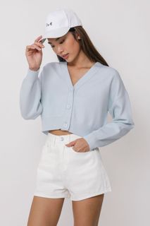 (Category: ) located in . Submitted by thewardrobespace (Listing ID 1231778576, Image 1). Description: .