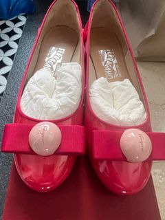 (Category: ) located in . Submitted by constantlyshopping (Listing ID 1231659954, Image 1). Description: .