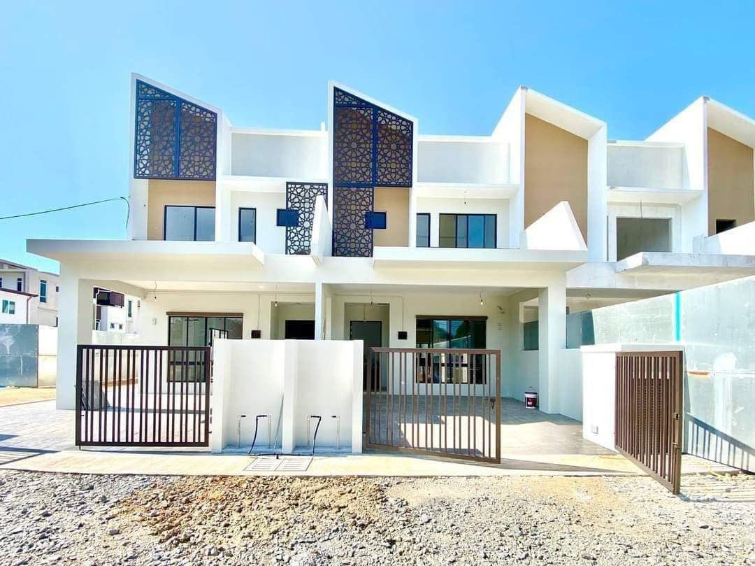 Freehold Malay Reserve, Terrace House Sg Ramal,Kajang, Property, For