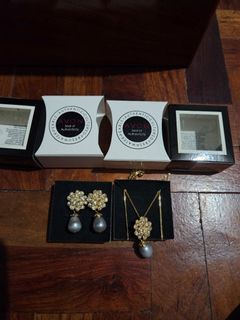 Fresh water pearl Earring and Necklace set