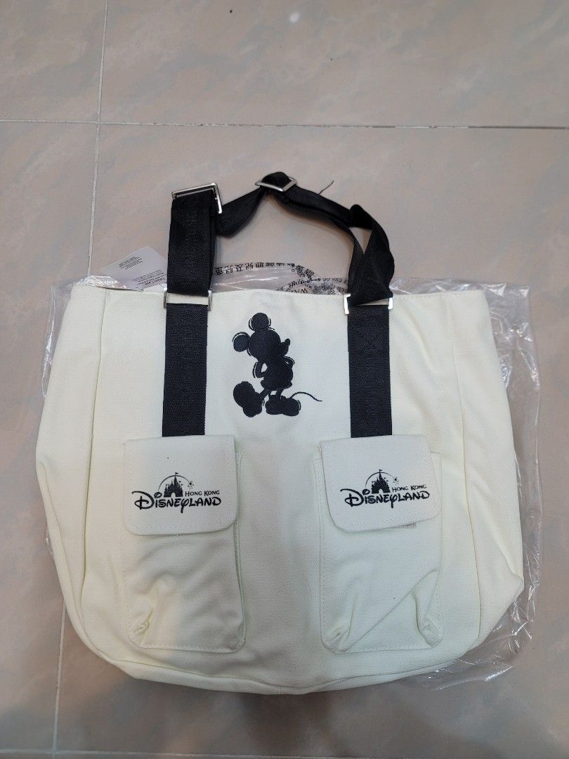 Hong Kong Disneyland, 名牌, 手袋及銀包 Carousell