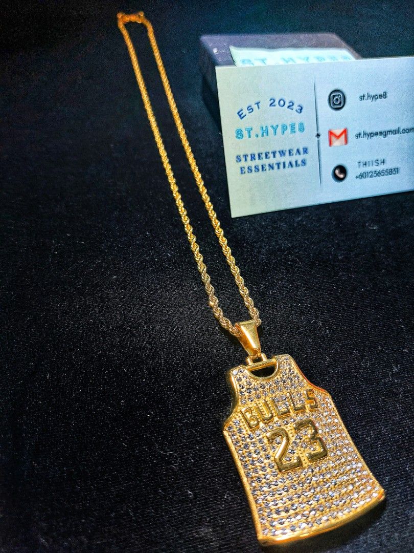 Iced out chicago bulls chain outlet
