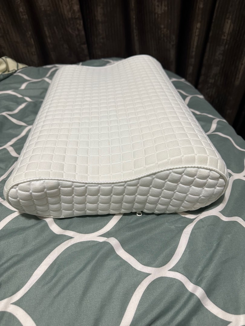 IKEA pillow, Furniture & Home Living, Bedding & Towels on Carousell