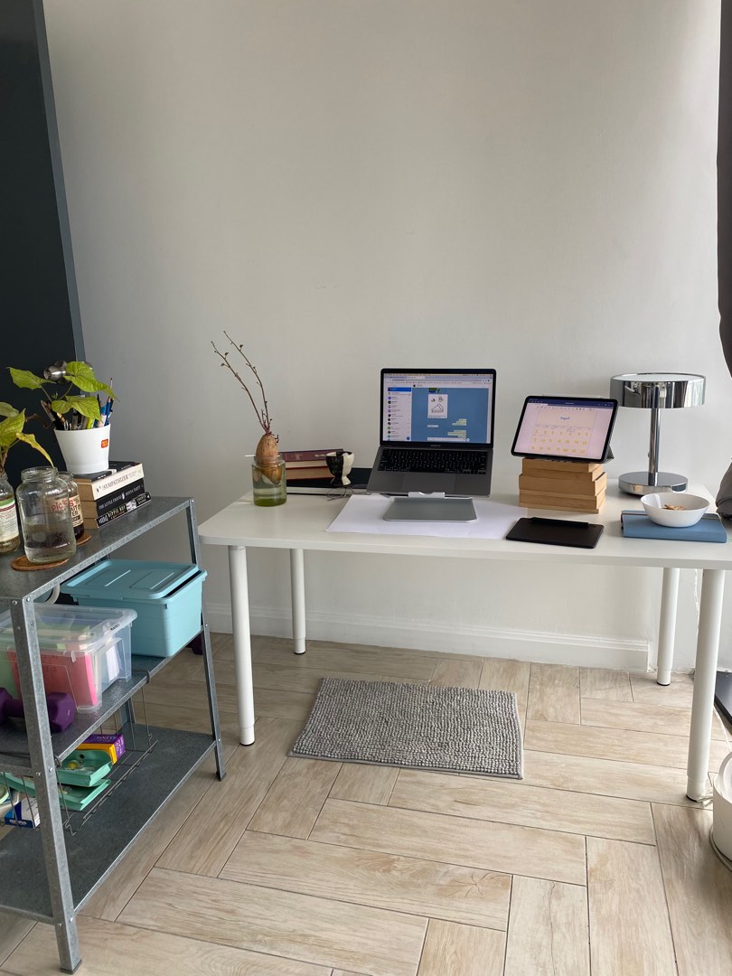 Ikea top amliden desk