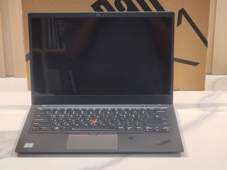 Lenovo ThinkPad X1 Carbon 6th Generation i5 8th Gen vPro 8GB RAM 256GB SSD Full HD IPS Touchs-Screen Backlit Keyboard w/ Finger Print