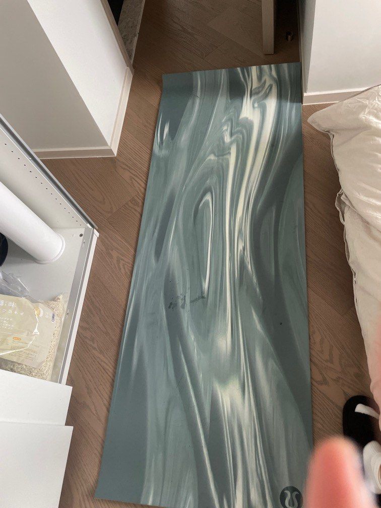 Lululemon yoga mat stains new arrivals