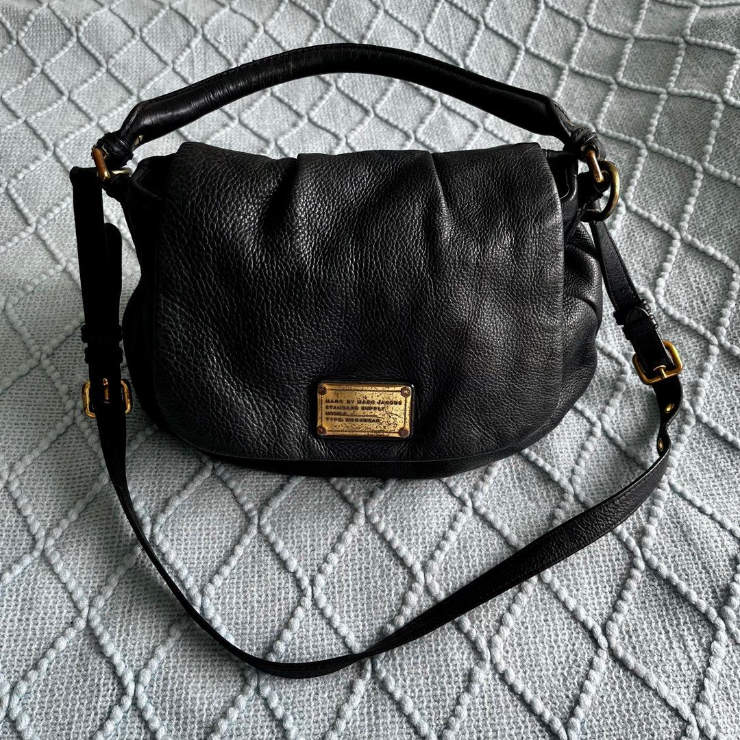 Marc Jacobs Sling Bag, Women's Fashion, Bags & Wallets, Cross-body Bags on  Carousell