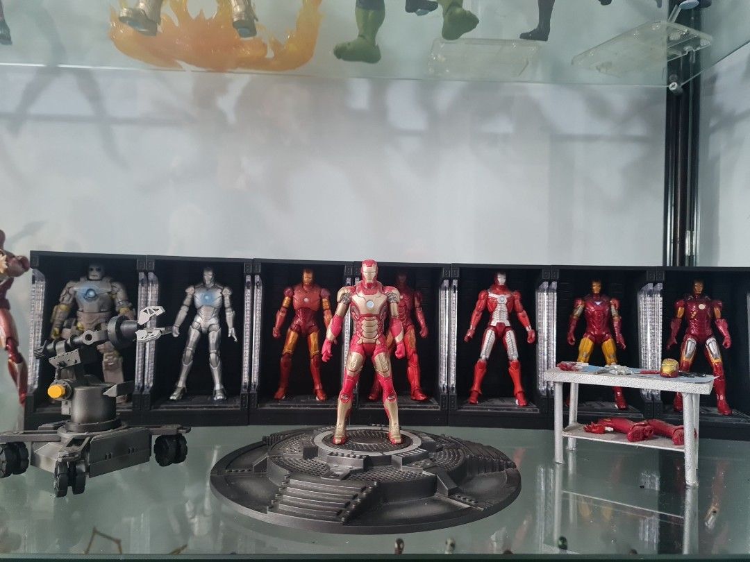 Marvel Iron Man Hall of Armour 3.75 inch, Hobbies & Toys, Toys & Games
