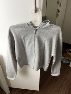 Max grey crop hoodie