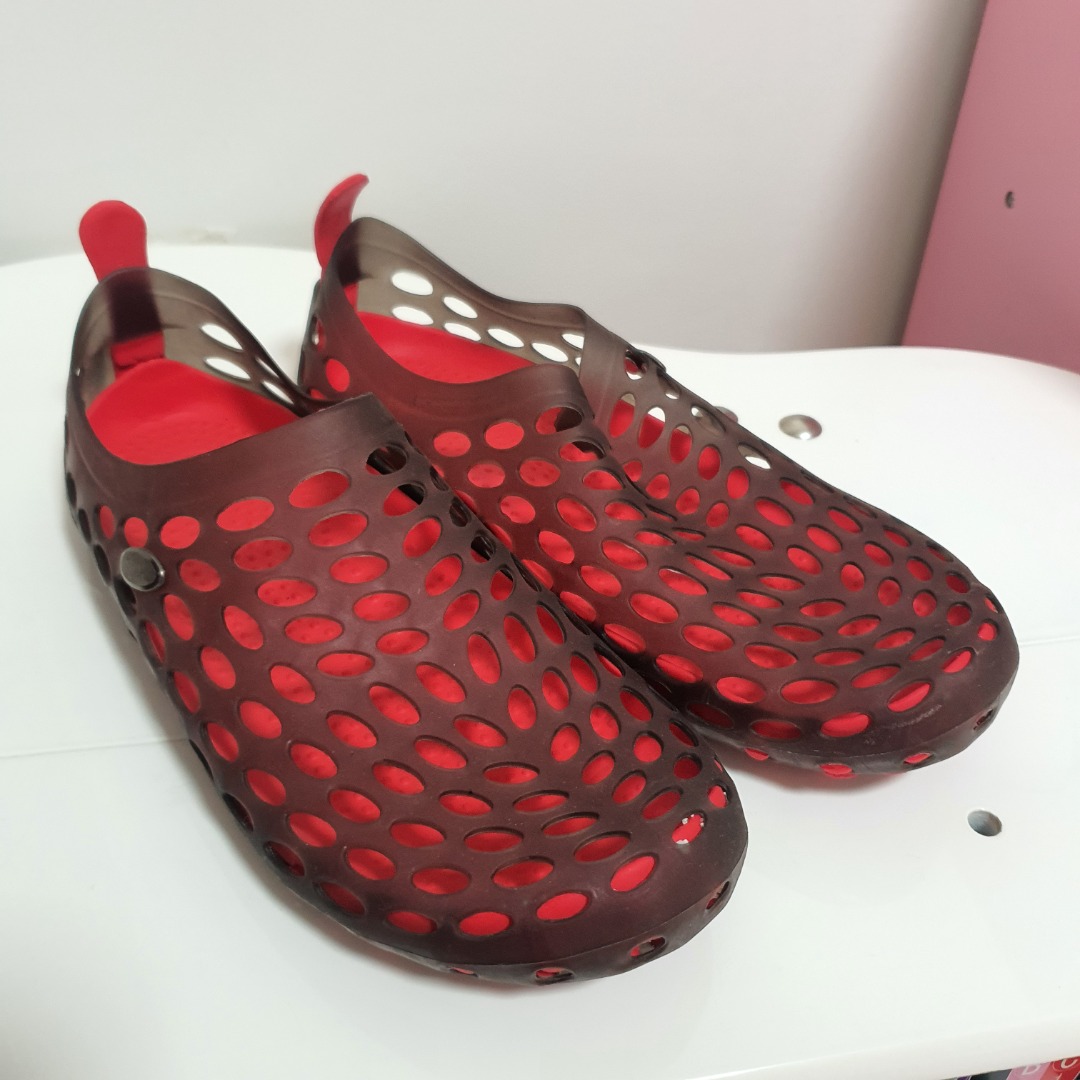 Krooberg aqua shoes shop