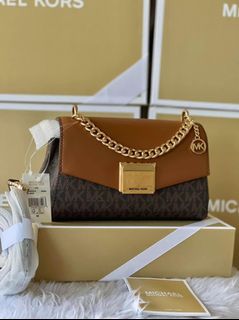 (Category: ) located in . Submitted by shopwithbrilliantadel (Listing ID 1231720143, Image 1). Description: .