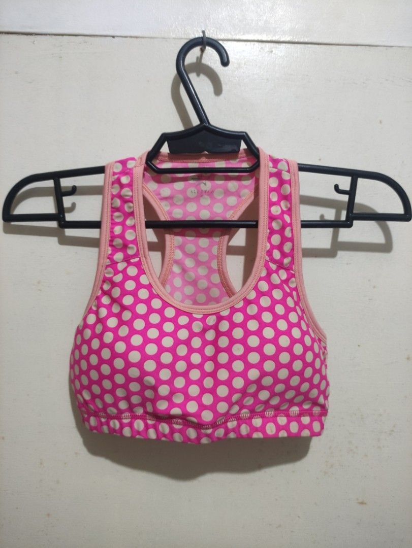 MidRib Active Wear -2pcs for 100 (Category: Activewear) located in San Pedro. Submitted by recitea (Listing ID 1231652801, Image 1). Description: I am selling my pre-loved midrib active wear. i only used these 5 times. Used but not abused. Size: small Bust size: 32inches RFS: no longer fits me I am selling both for Php 100 mode of payment: GCASH.