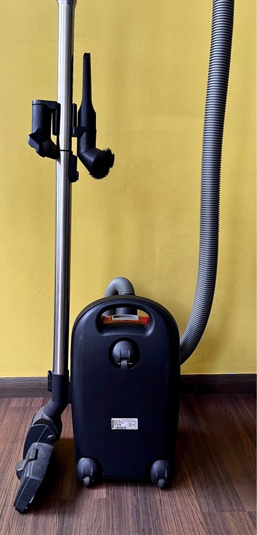Miele vacuum cleaner, TV & Home Appliances, Vacuum Cleaner