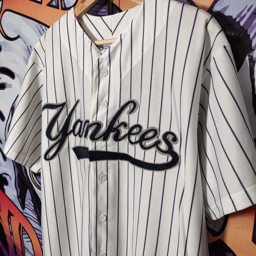 MLB NY YANKEES MITCHELL NESS TEE, Men's Fashion, Tops & Sets, Tshirts &  Polo Shirts on Carousell