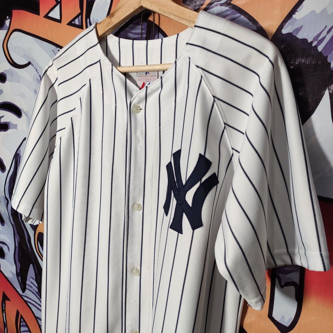 New York Yankees MLB tag, Men's Fashion, Tops & Sets, Tshirts & Polo Shirts  on Carousell