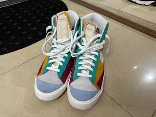 （分類：）位於 。 由 henry_blue 提交（商品編號 1231738359，圖片 1）。簡介： 。